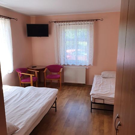 Pokoje Goscinne "Mila" Kąty Rybackie Exteriör bild
